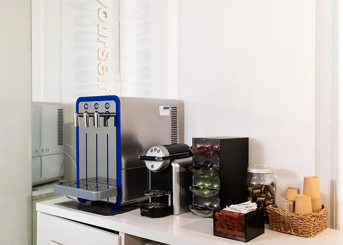 Chic & Basic Born Boutique Hotel